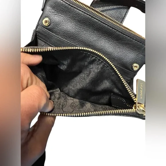 Michael Kors Fulton Crossbody Bag Black Pebbled Leather - Picture 10 of 15